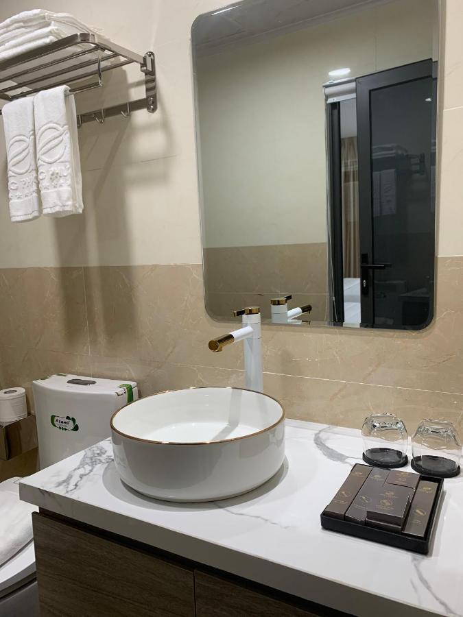 Dong Phuong Hotel 바오록 외부 사진